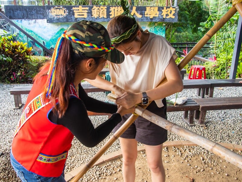 戶外冒險海派獵人玩家山林獵人的生存技巧-壓_e57f7.jpg