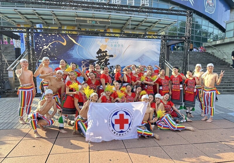 1150326-海星高中提供-感謝紅十字會0403夢想新芽專案藝文代表隊及社團補助計畫團隊__d0ba0.jpg