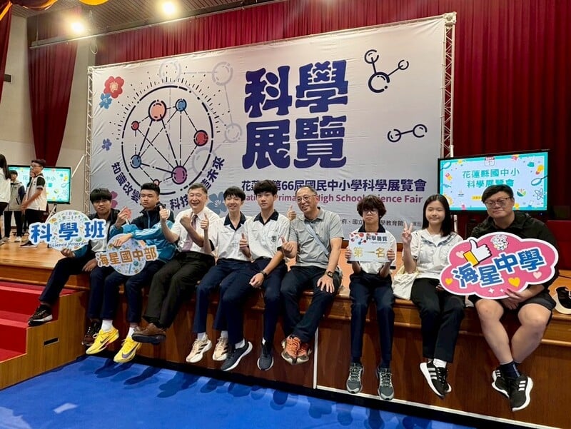1150504-海星高中提供-國中部參加全國賽2隊伍_0_bf8d4.JPG