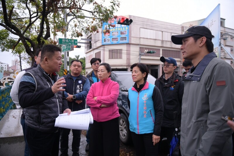 LINE_ALBUM_114.01.05114.01.05徐榛蔚游淑貞縣鄉協力建設_會勘吉安溪生活路網基礎建設_250106_13_680cc.jpg