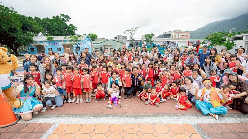 LINE_ALBUM_115.05.09吉安鄉幼母親節健行_260510_12_6b8f7.jpg