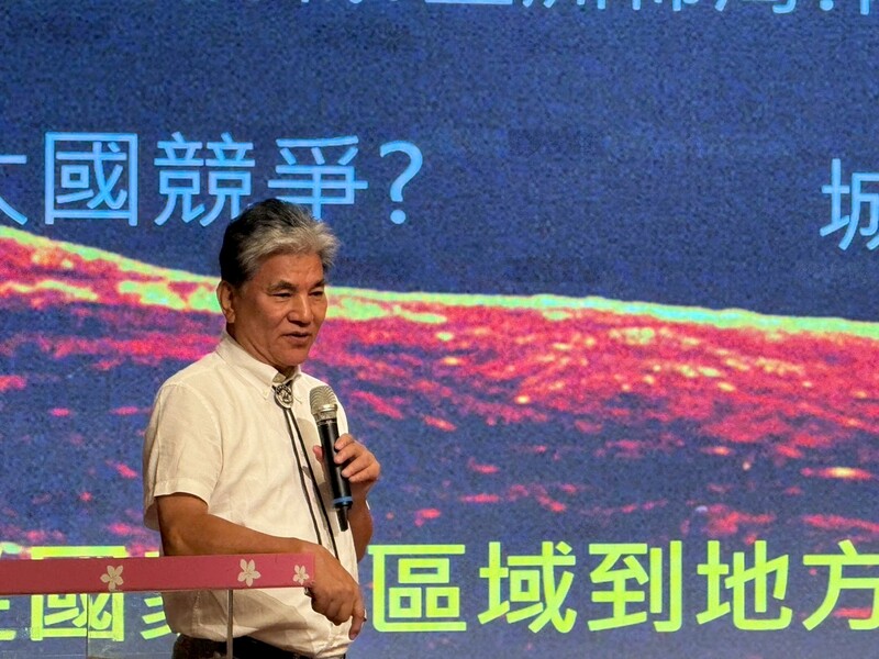 LINE_ALBUM_115.05.15-李鴻源蒞臨花蓮談氣候變遷防災策略_游淑貞參考專業打造韌性城市_260516_7_795b8.jpg