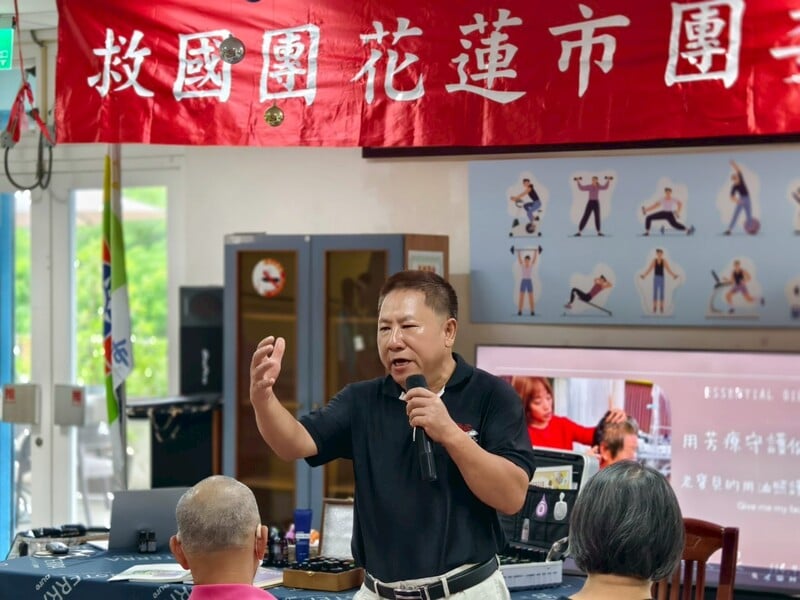 LINE_ALBUM_2025.7.9榮民之家_250710_3_0_34f3f.jpg