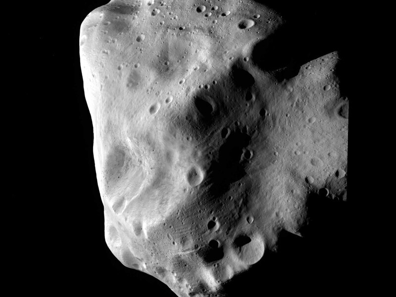 Rosetta_triumphs_at_asteroid_Lutetia_3d0cf.jpg