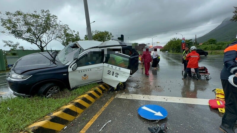 警事故02_8e2bb.jpeg