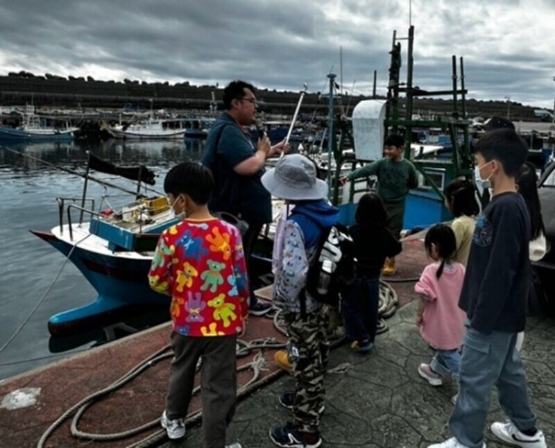 823885_0_a1932.jpg