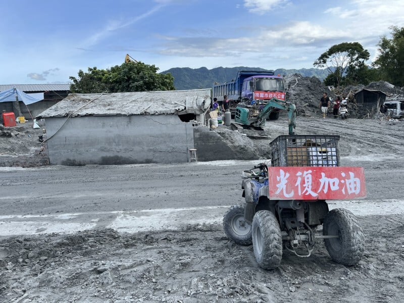 AA-1012224327593_8e645.jpg